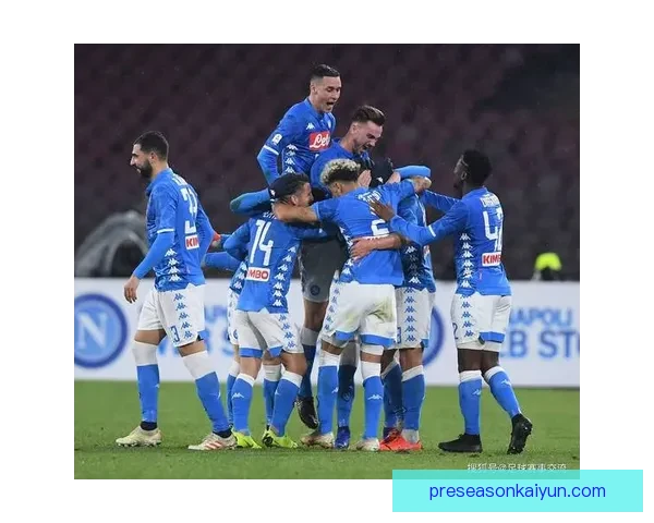 足球联赛榜首状态持续，竞争格局趋于明朗