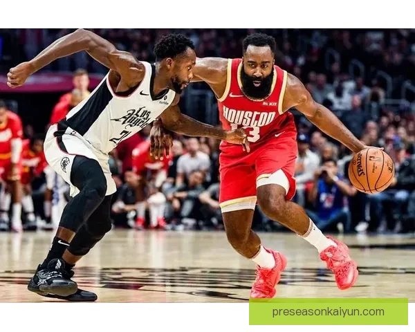 莫利纳本赛季进攻端表现活跃,助攻数据持续提升 莫利纳本赛季进攻端表现活跃,助攻数据持续提升